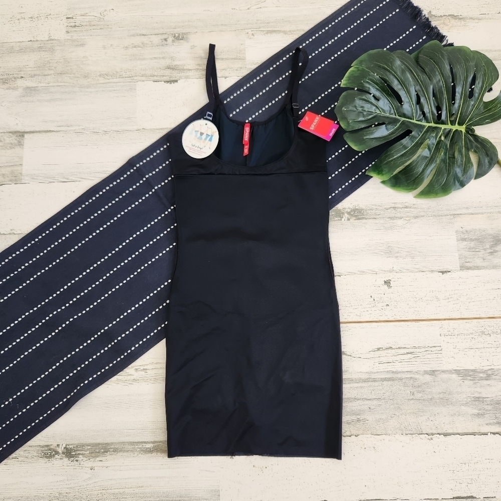 Spanx Smartgrip Open Bust Full Slip Shapewear Black NWT Size Small